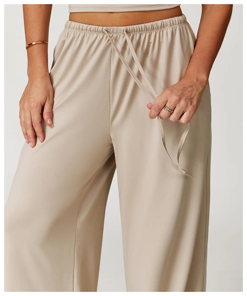 TrenddVibe™ FlowMotion Wide-Leg Sport Pants