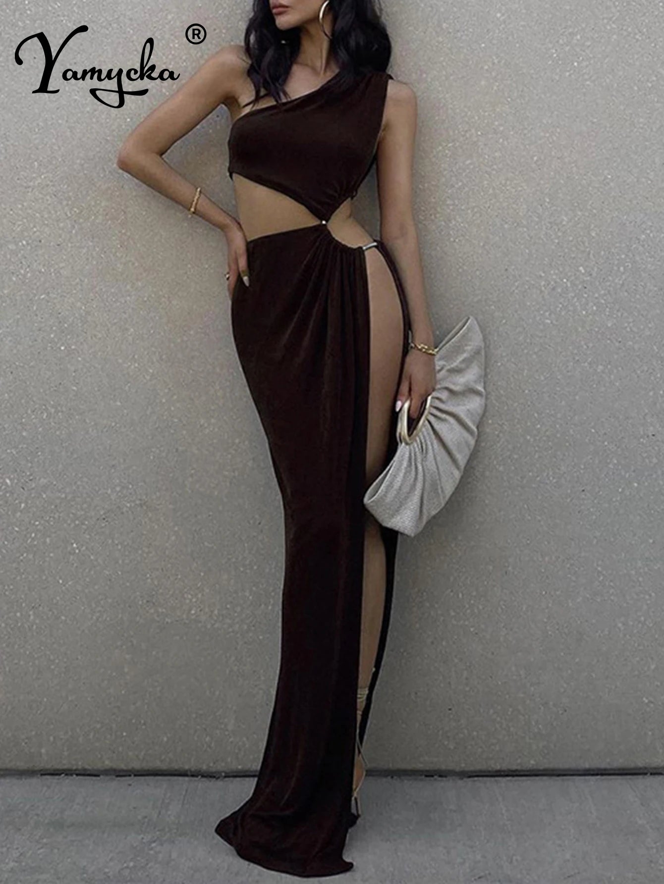 TrenddVibe™ Sunkissed Backless Maxi Dress