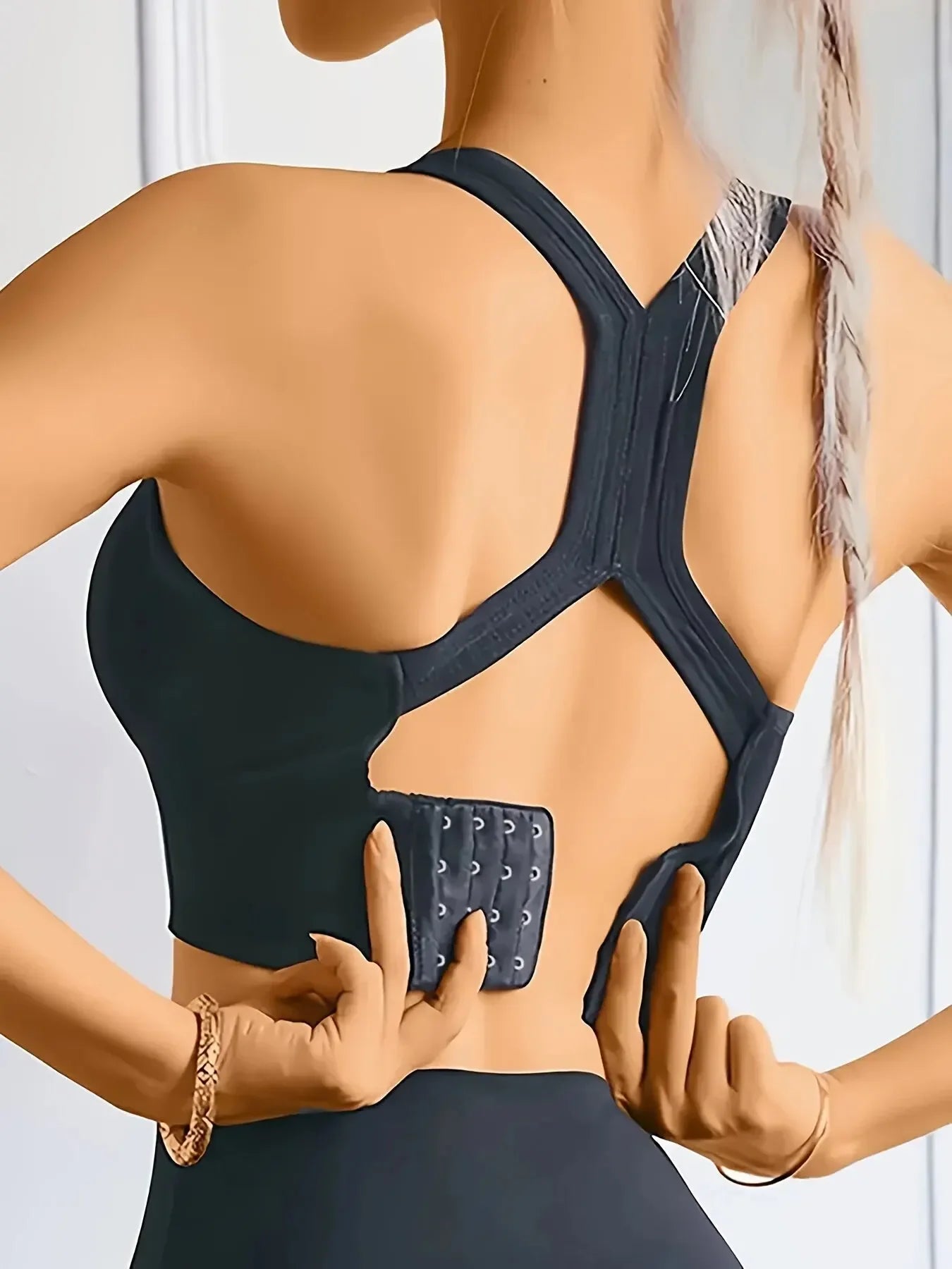 TrenddVibe™ Seamless Comfy & Breathable Push-Up Yoga Tank Bra