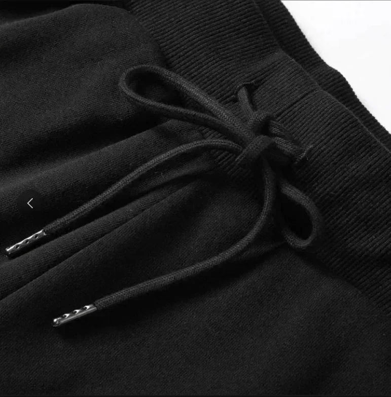 TrendVibe Men’s Classic Casual Bermudas – Premium Cotton-Blend Summer Shorts
