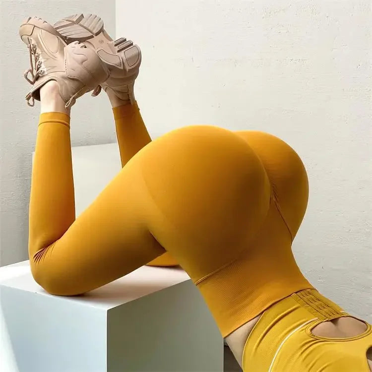 TrenddVibe™ Solid Sculpt High-Waist Seamless Leggings
